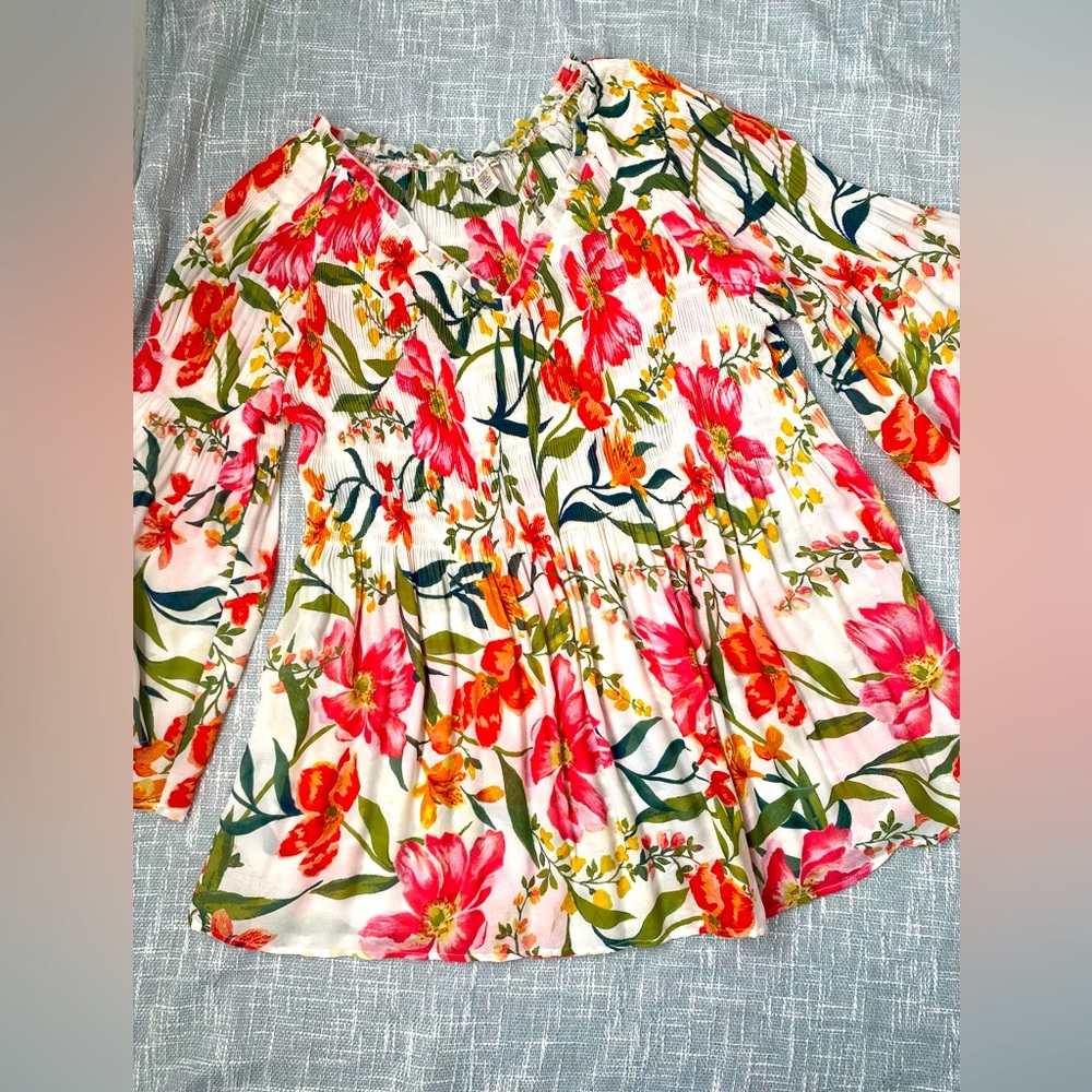 Spence Floral Ruffle Blouse – Sheer Flowy Boho Top, M